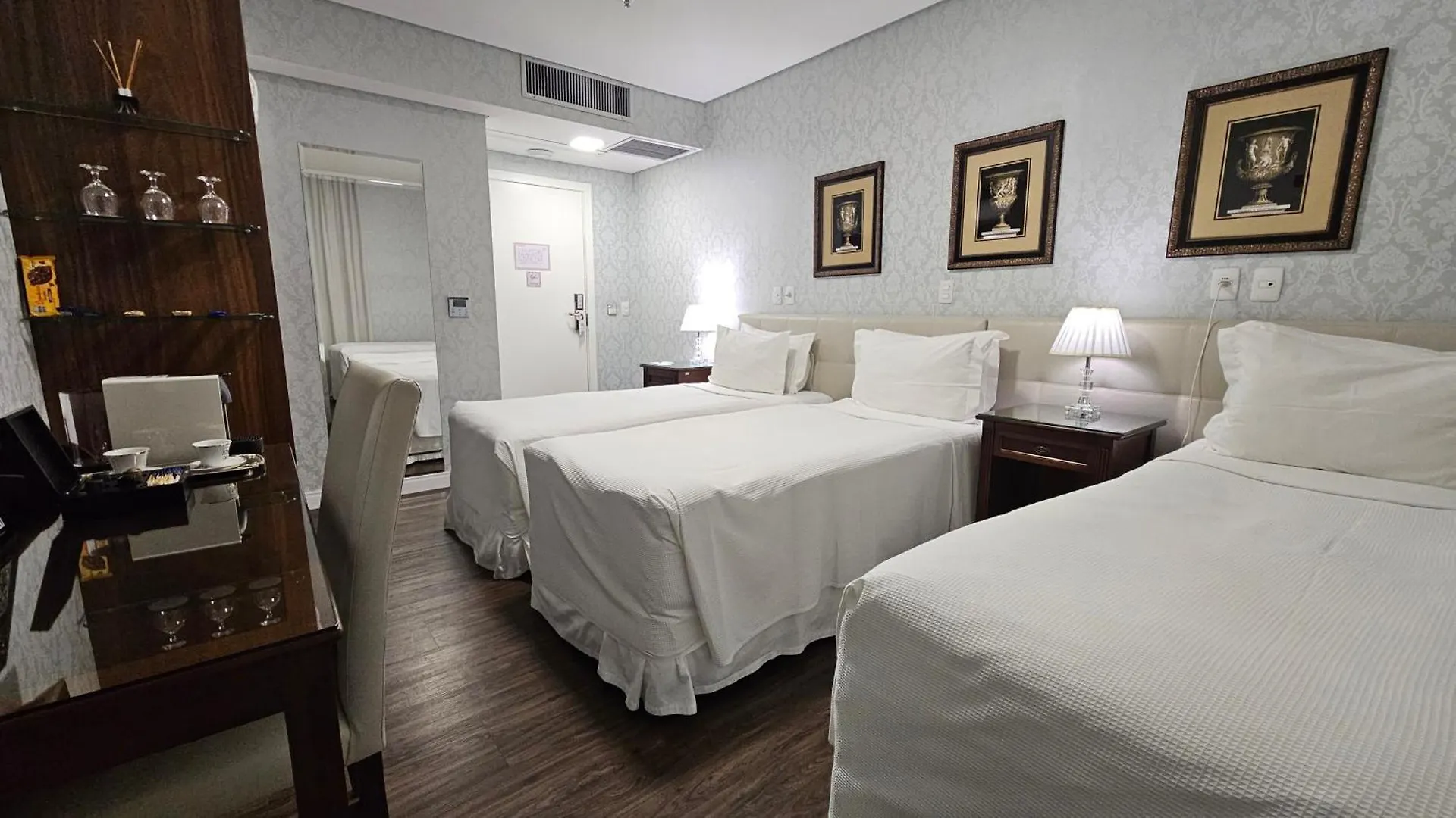 Sofistic Hotel Itapema