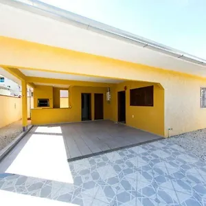 Casa de Férias Bruno Klemtz Rua 274 Casa Com Piscina Privativa