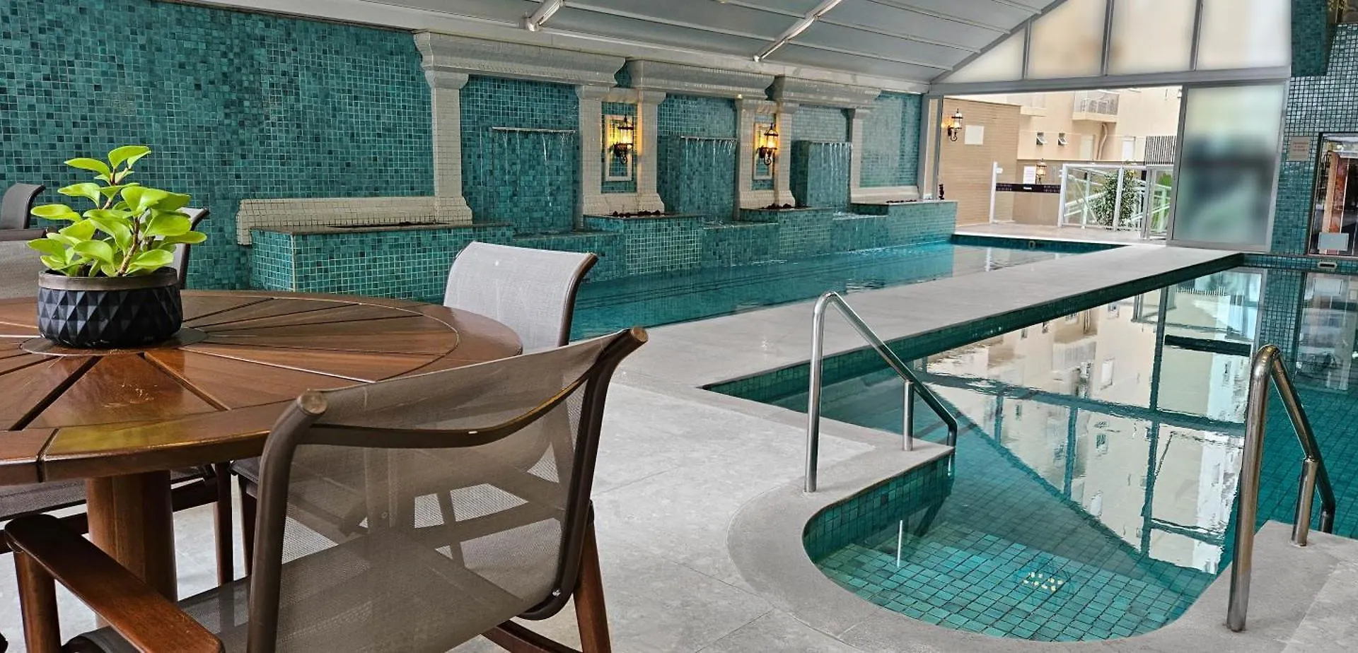 Sofistic Hotel Itapema